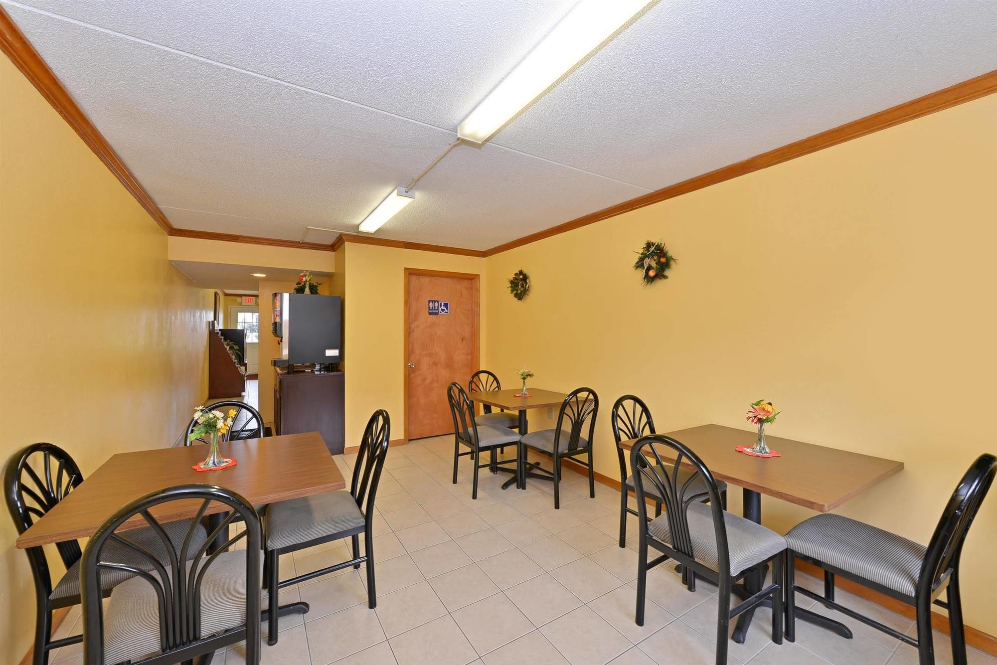 Americas Best Value Inn Maumee/Toledo Zewnętrze zdjęcie